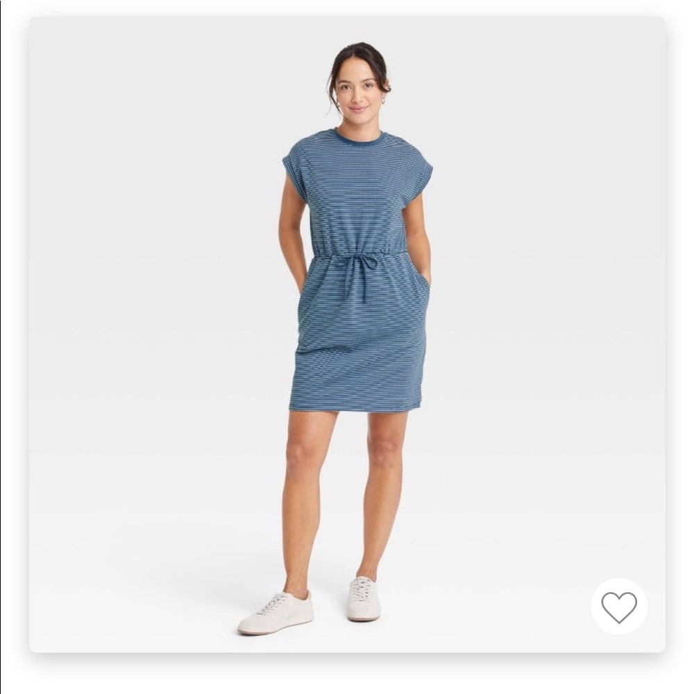 Women‘s Sleevless Extended Shoulder A Line Blue Striped Mini Dress